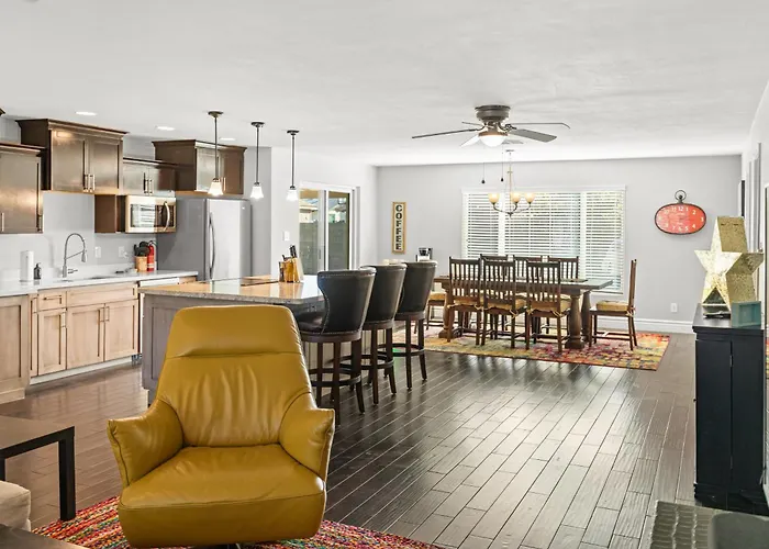 Relaxed - 4br Near Old Town Holiday home Scottsdale